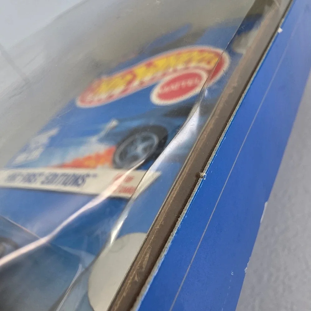Hot Wheels 1997 First Editions Scorchin Scooter Motorcycle 9 of 12 Cars‎